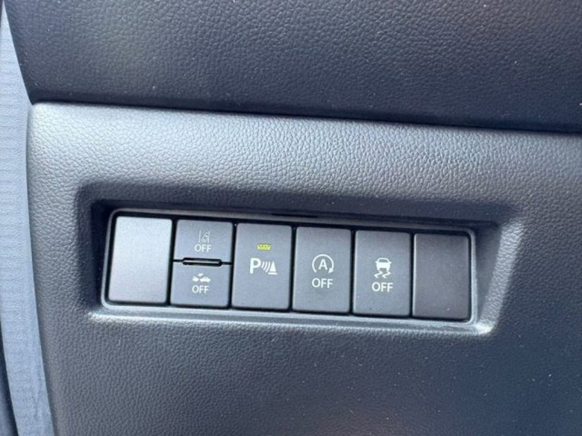 Suzuki Swift 1.4h Sport 2wd (12)