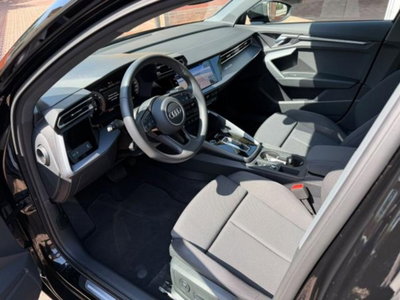 Audi A3 Sedan 30 TFSI S tronic Business (4)