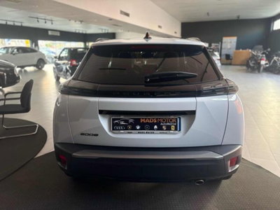 Peugeot 2008 PureTech 100 S&S Allure (5)