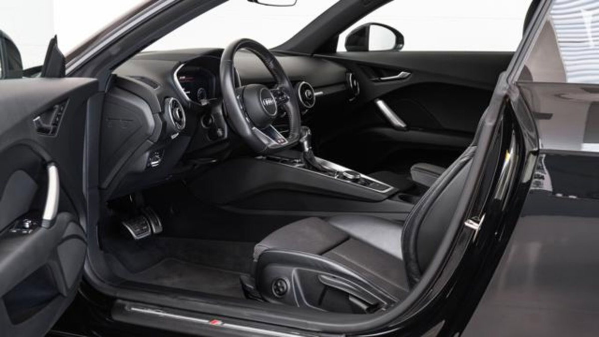 Audi TT Coupé 45 TFSI S tronic (11)
