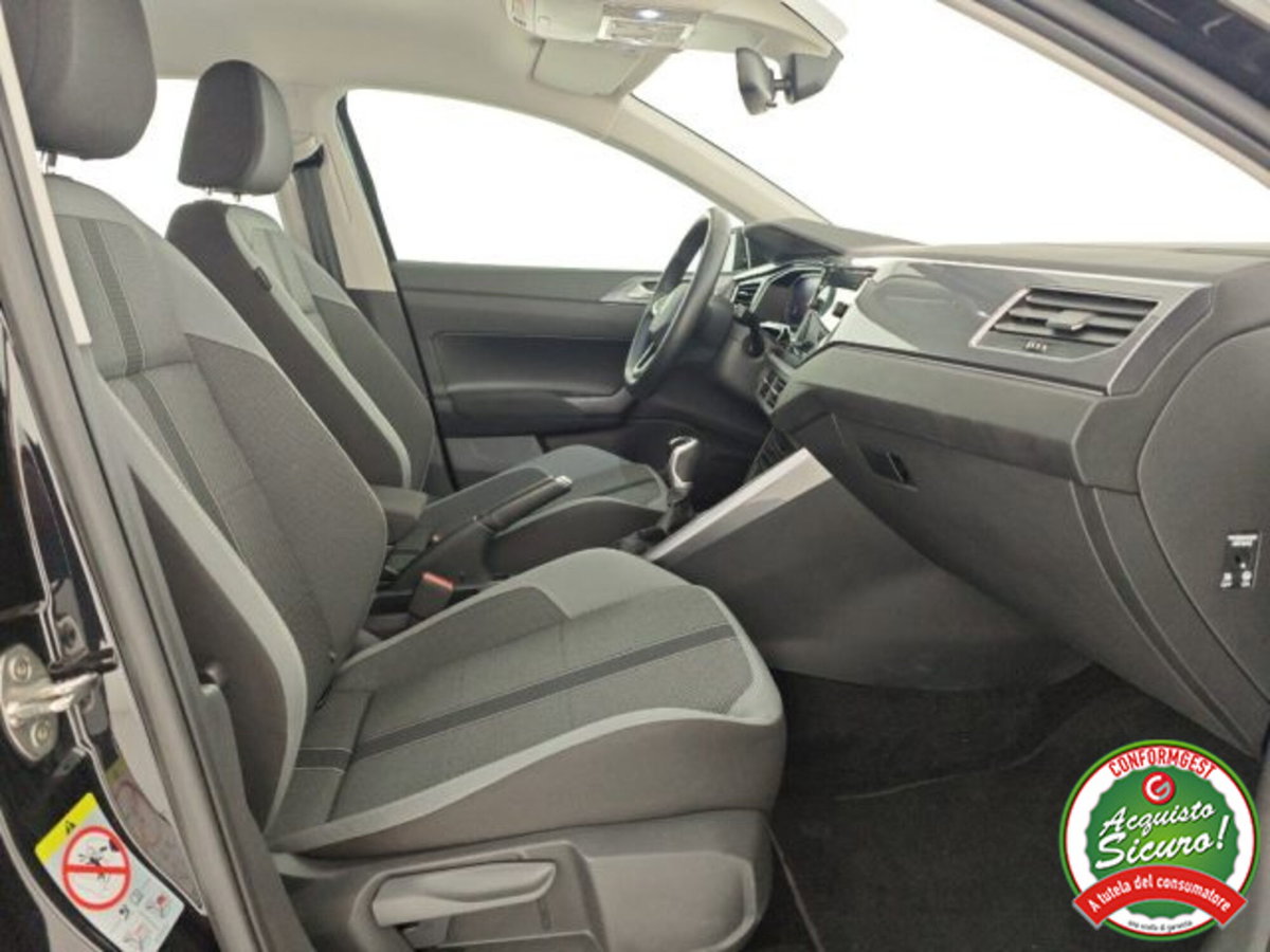 Volkswagen Polo 1.0 tsi Style 95cv (12)