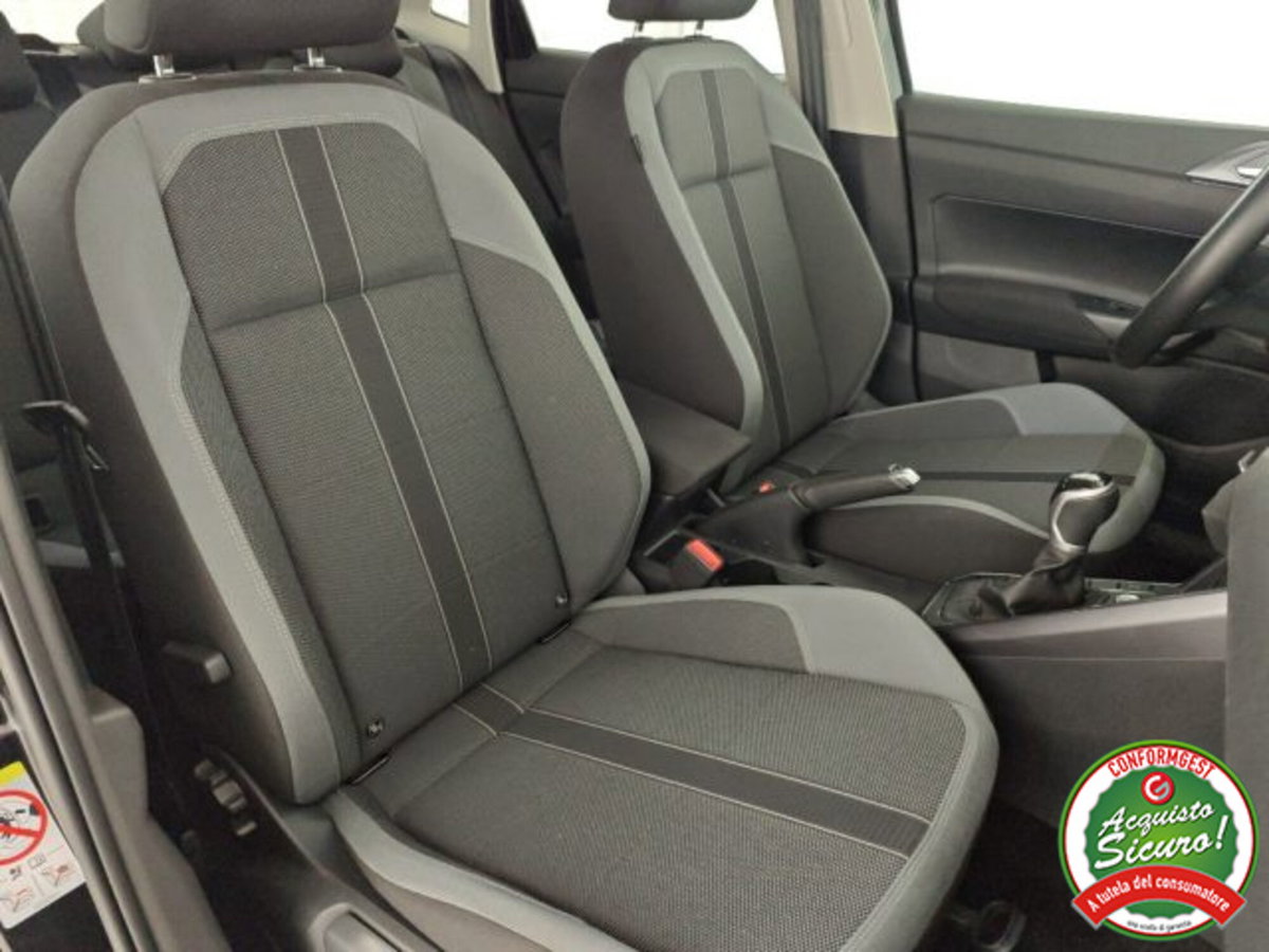 Volkswagen Polo 1.0 tsi Style 95cv (13)