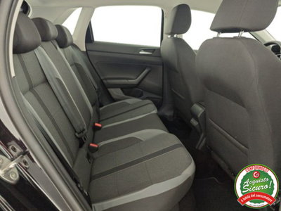 Volkswagen Polo 1.0 tsi Style 95cv (14)