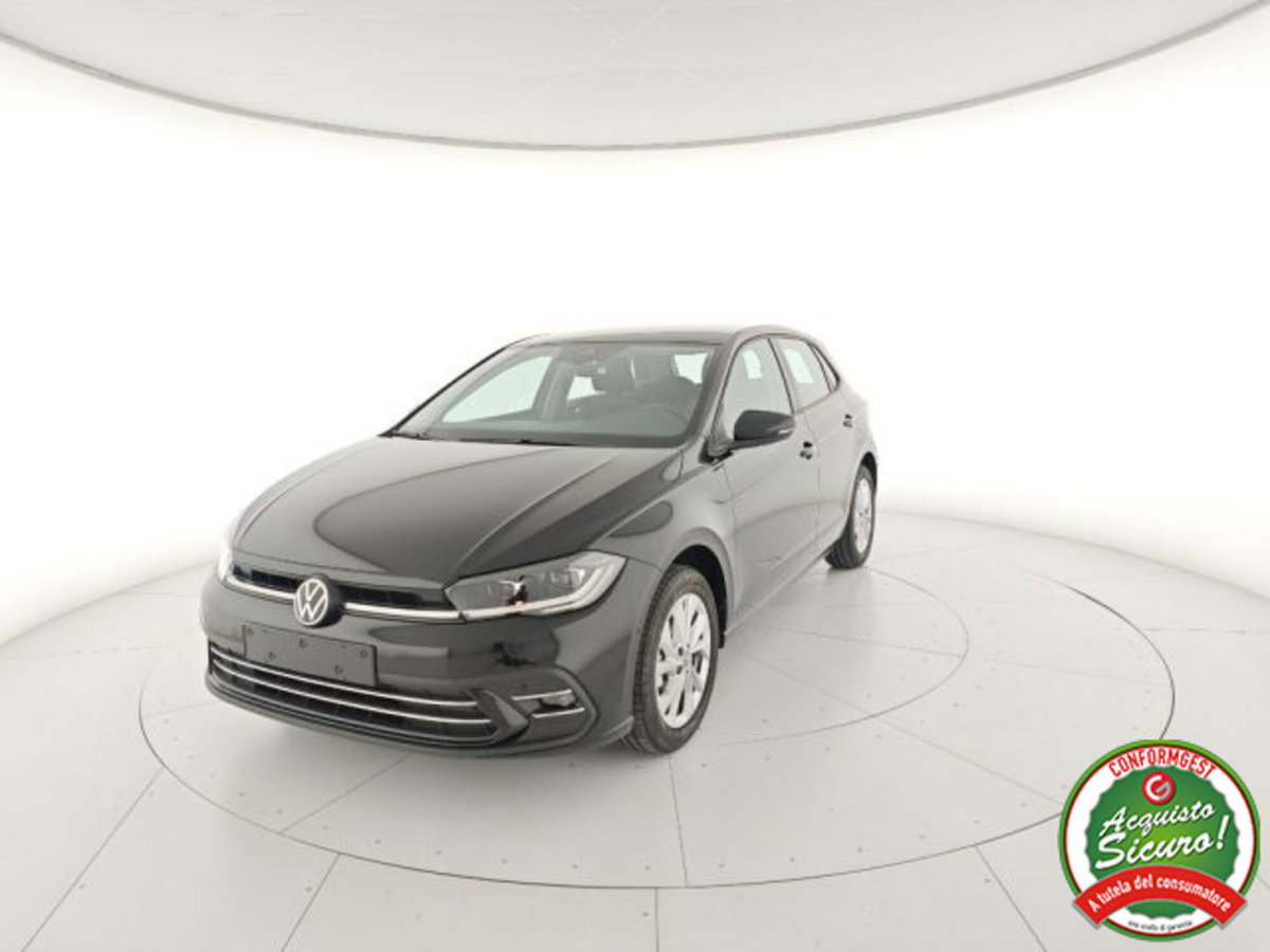 Volkswagen Polo 1.0 tsi Style 95cv (2)