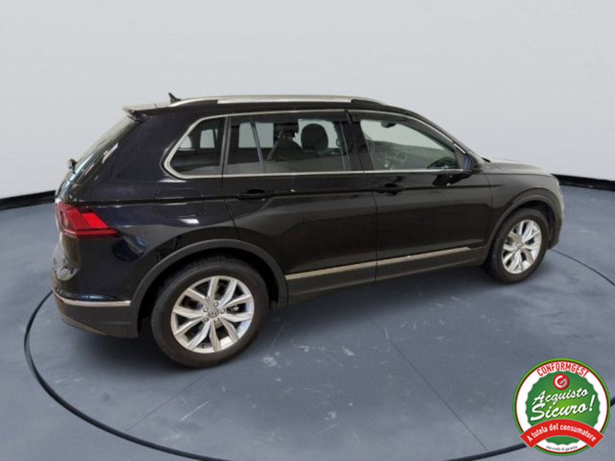 Volkswagen Tiguan 1.5 TSI 150 CV DSG ACT R-Line (15)
