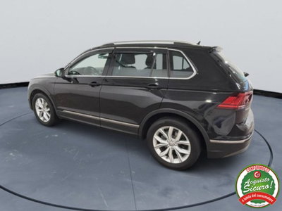 Volkswagen Tiguan 1.5 TSI 150 CV DSG ACT R-Line (16)