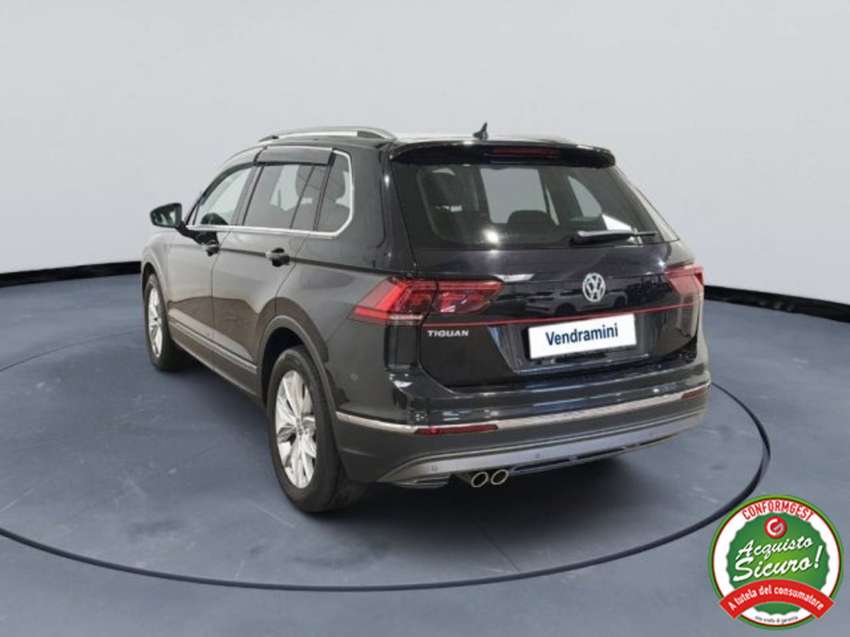 Volkswagen Tiguan 1.5 TSI 150 CV DSG ACT R-Line (3)