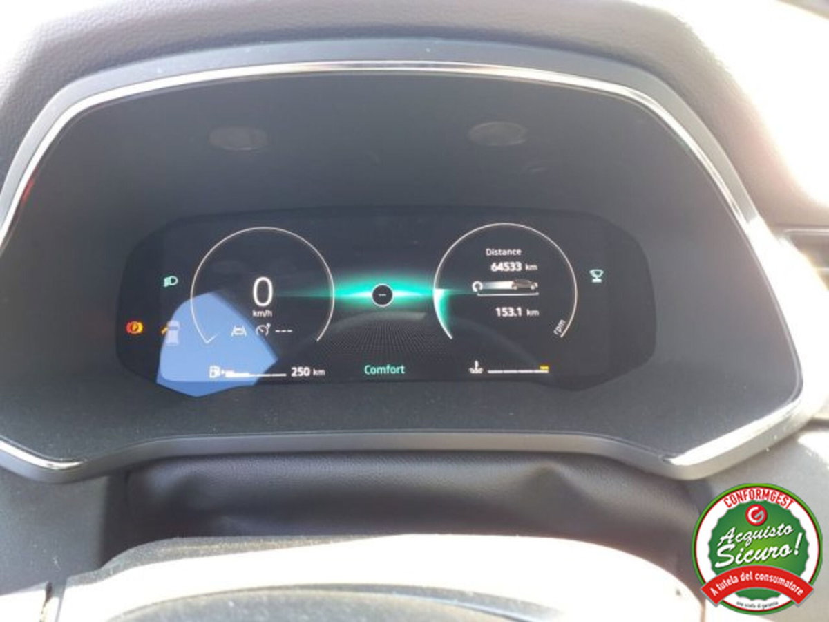 Renault Captur 1.0 eco-g Techno 100cv (4)