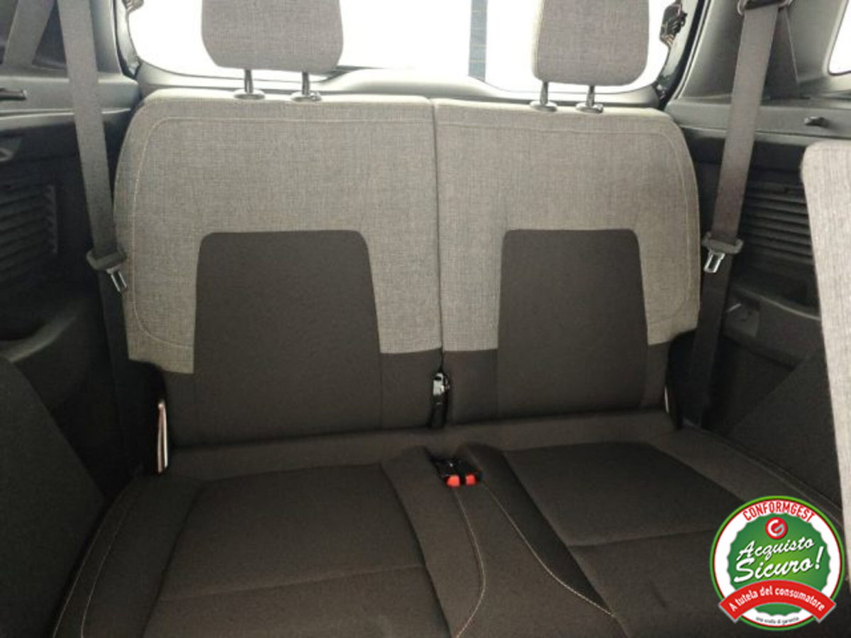 Citroen C5 Aircross 1.2 hybrid Plus 145cv e-dcs6 (13)