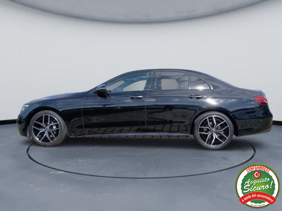 Mercedes-Benz Classe E 220 d Mild hybrid 4Matic Auto Premium Plus (4)