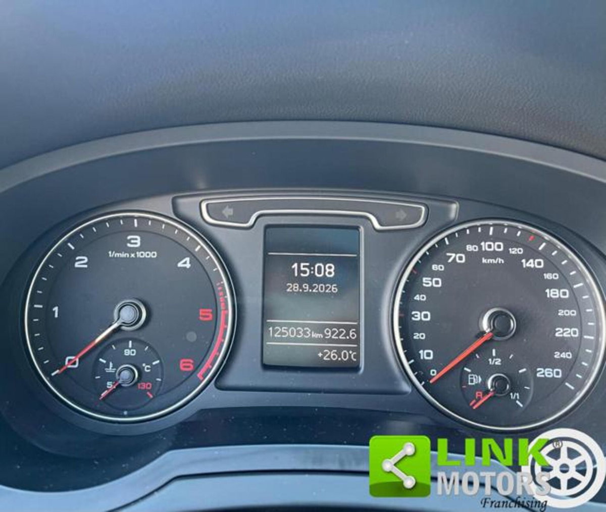 Audi Q3 2.0 TDI quattro S tronic (10)