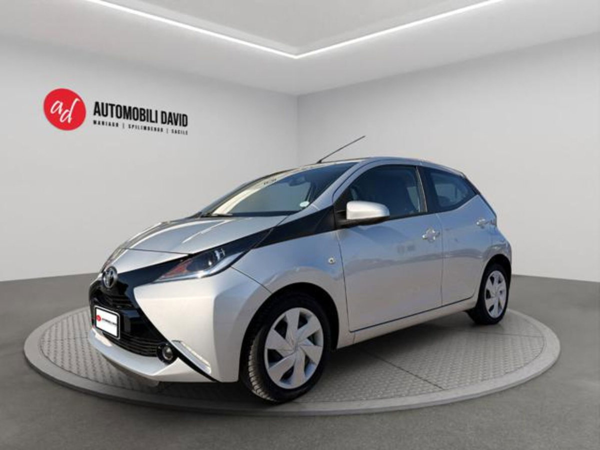 Toyota Aygo 1.0 VVT-i 69 CV 5 porte x-cite TSS
