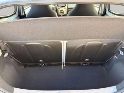 Toyota Aygo 1.0 VVT-i 69 CV 5 porte x-cite TSS (15)
