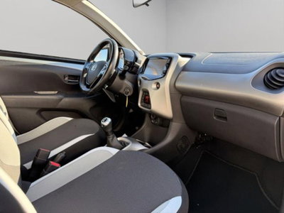 Toyota Aygo 1.0 VVT-i 69 CV 5 porte x-cite TSS (17)