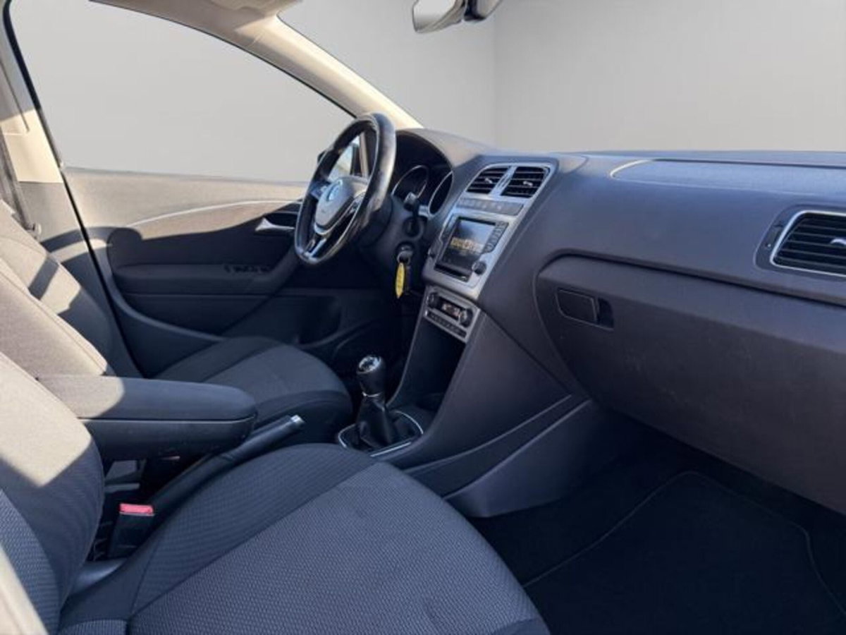 Volkswagen Polo 1.4 TDI 90 CV 5p. Highline BlueMotion Technology (16)