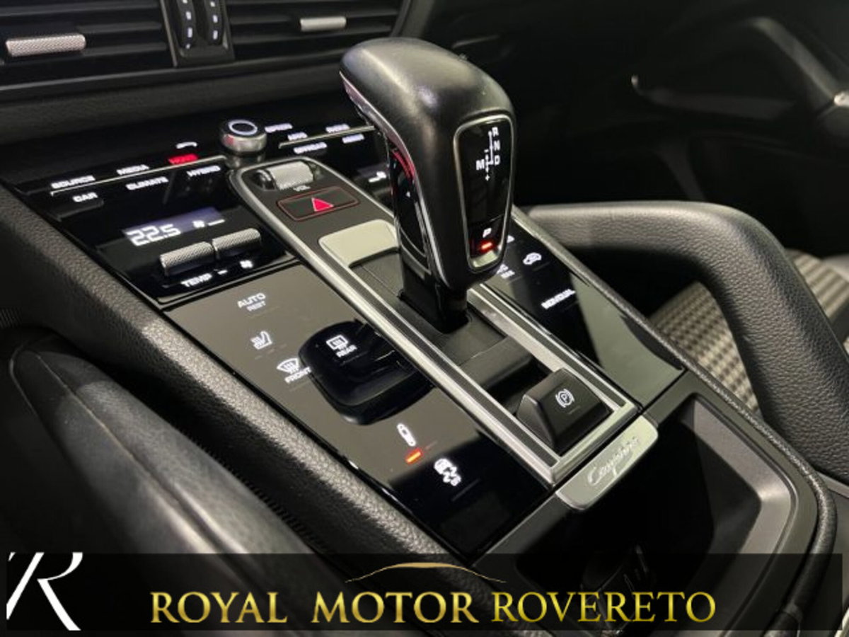 Porsche Cayenne 3.0 V6 E-Hybrid (12)