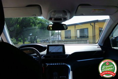 Peugeot 3008 BlueHDi 130 S&S EAT8 Active Business (14)