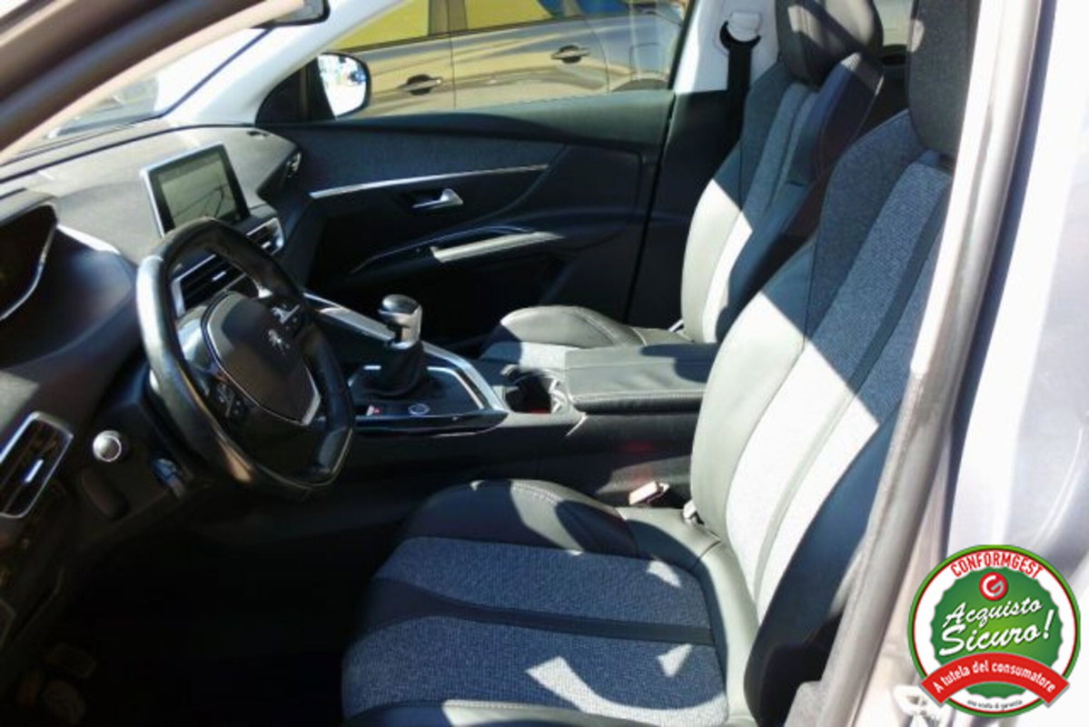 Peugeot 3008 BlueHDi 120 S&S Allure (9)