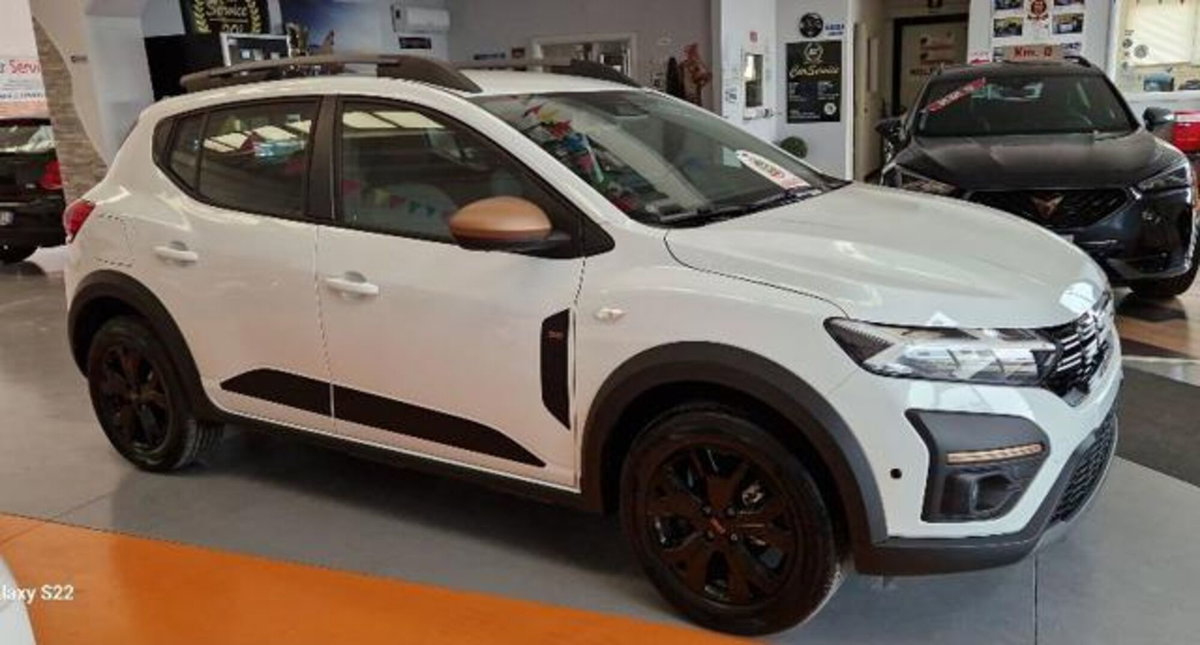 Dacia Sandero Stepway 1.0 tce Extreme Eco-g 100cv (2)