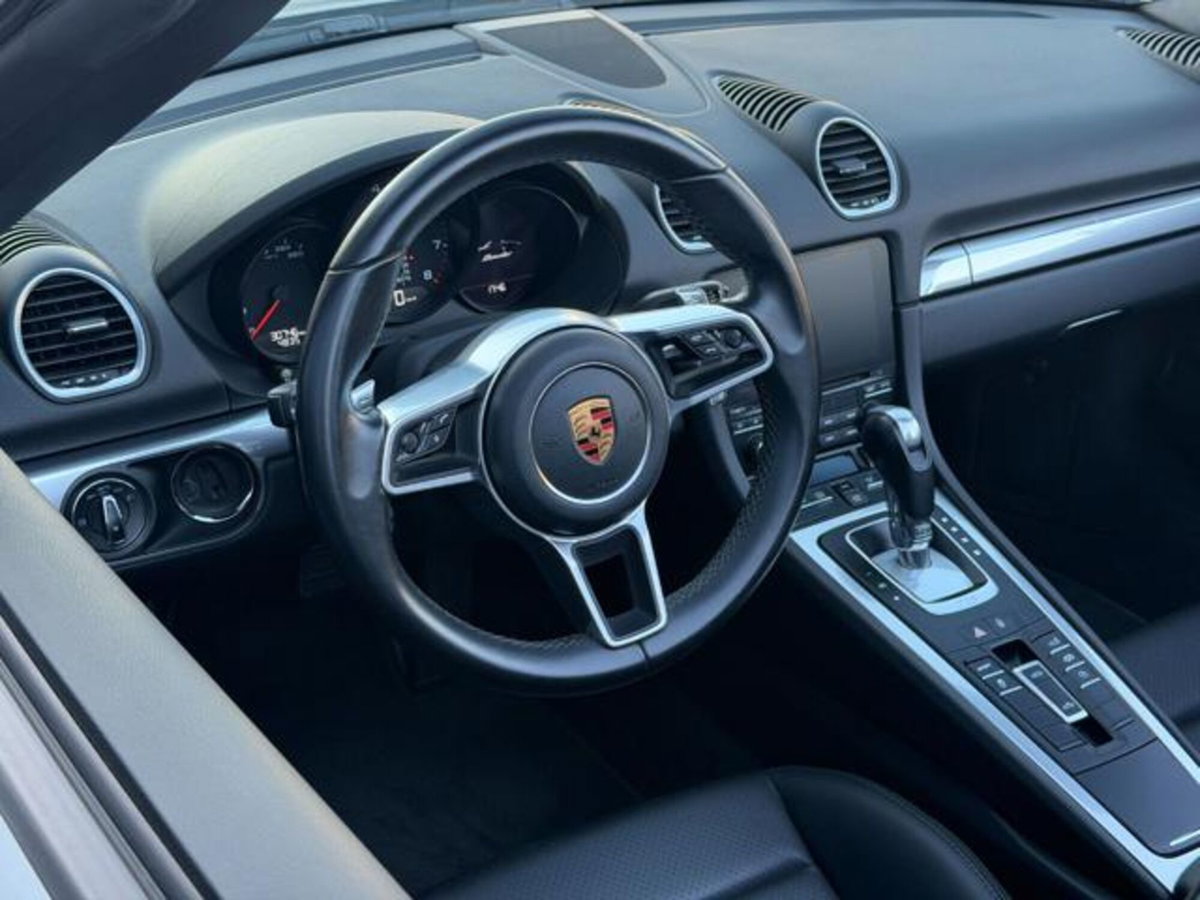Porsche 718 Boxster  Boxster 2.0 T (7)