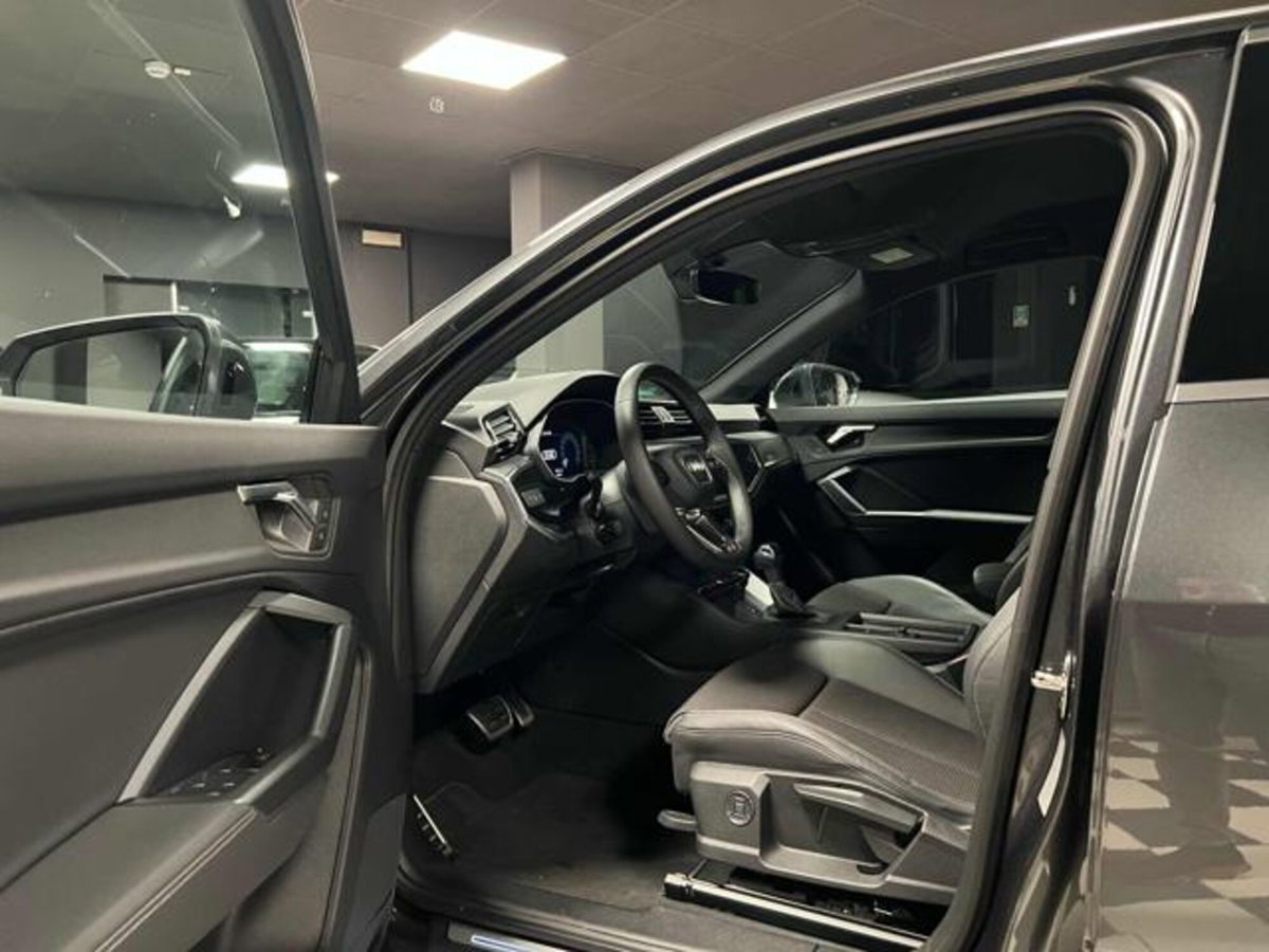 Audi Q3 Sportback 35 TDI quattro S tronic S line edition (19)