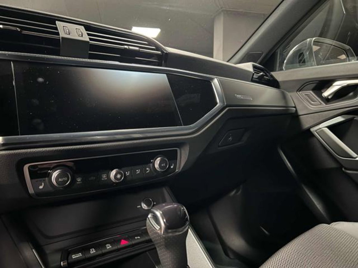 Audi Q3 Sportback 35 TDI quattro S tronic S line edition (8)