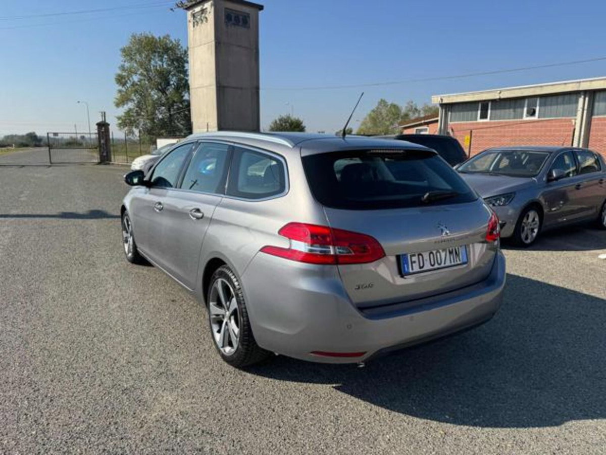 Peugeot 308 SW BlueHDi 150 S&S EAT6 Business (5)