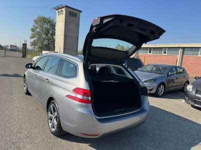 Peugeot 308 SW BlueHDi 150 S&S EAT6 Business (6)