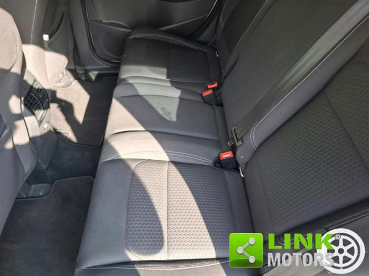 Ford Kuga 1.5 EcoBoost 120 CV S&S 2WD Business (6)