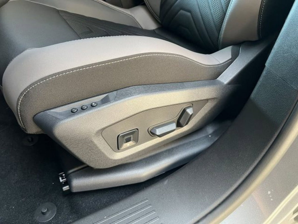 Jeep Compass 1.2 turbo e-hybrid mhev First Edition fwd 145cv edct6 (12)