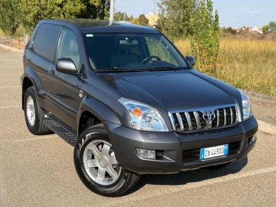 Toyota Land Cruiser D-4D 16V cat 3 porte Sol usata