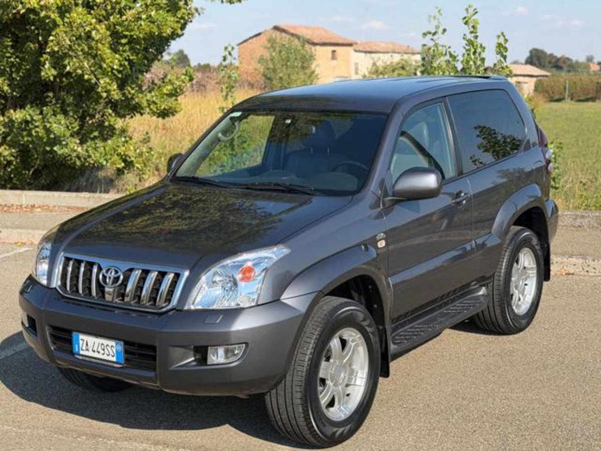 Toyota Land Cruiser D-4D 16V cat 3 porte Sol (14)