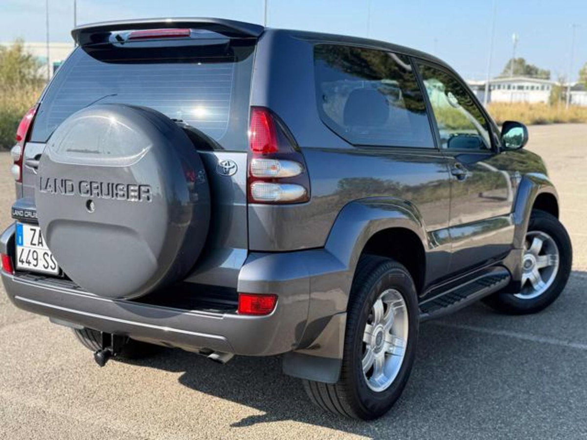 Toyota Land Cruiser D-4D 16V cat 3 porte Sol (2)