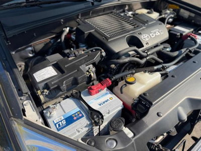 Toyota Land Cruiser D-4D 16V cat 3 porte Sol (4)
