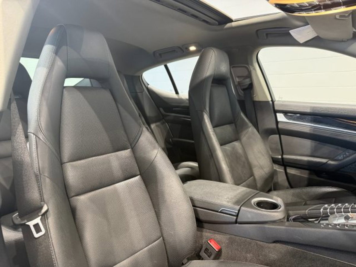 Porsche Panamera 3.0 S E-Hybrid (13)