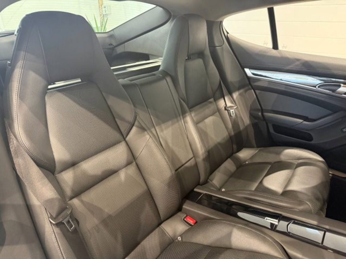 Porsche Panamera 3.0 S E-Hybrid (14)