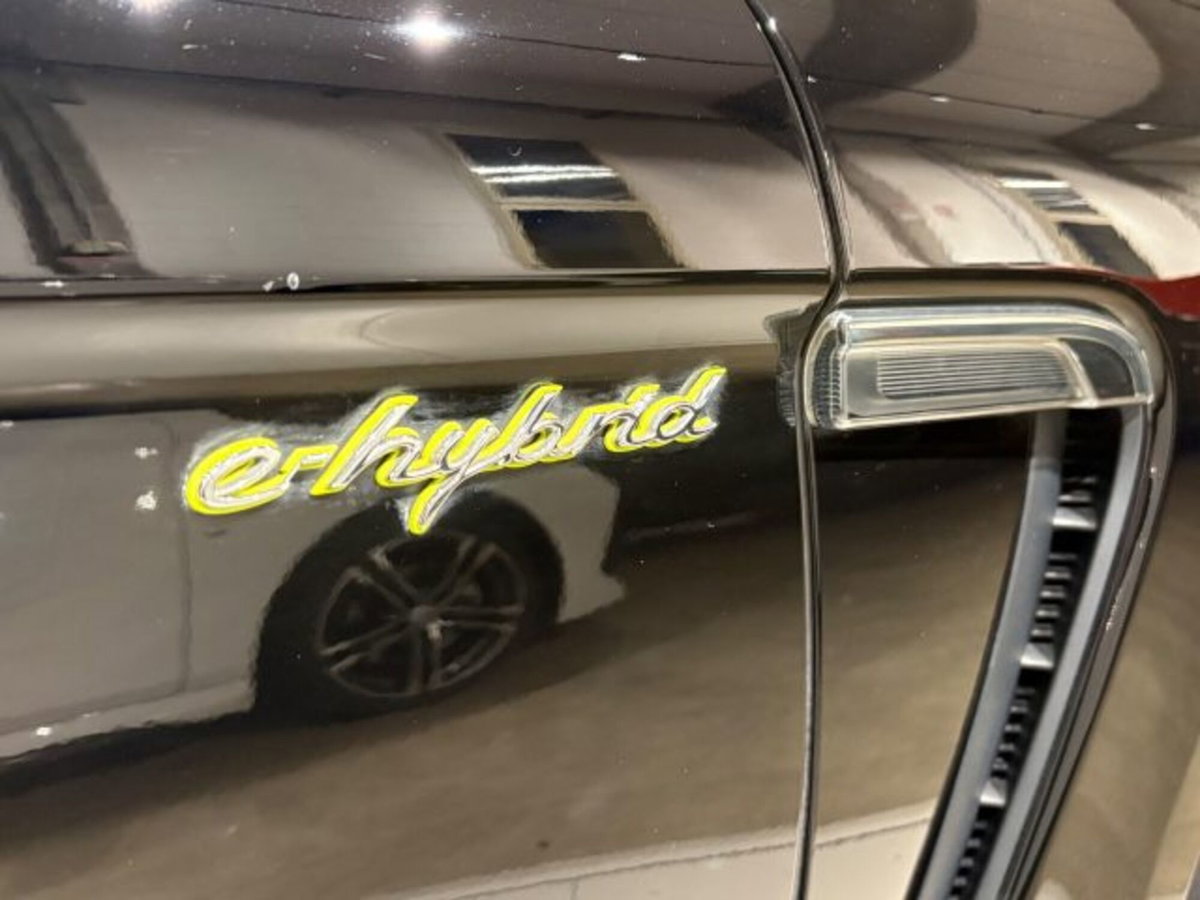 Porsche Panamera 3.0 S E-Hybrid (20)