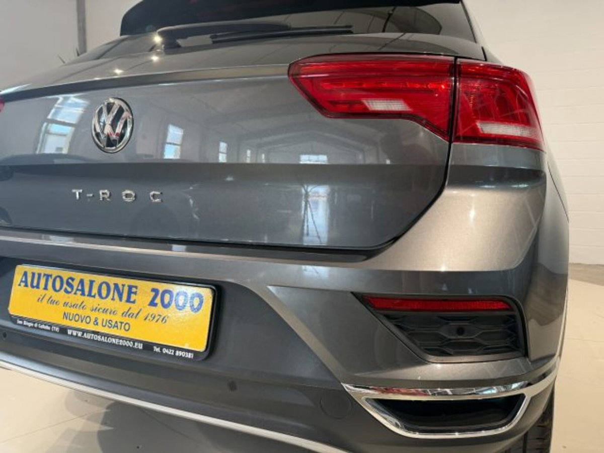 Volkswagen T-Roc 1.0 tsi Style 115cv (15)
