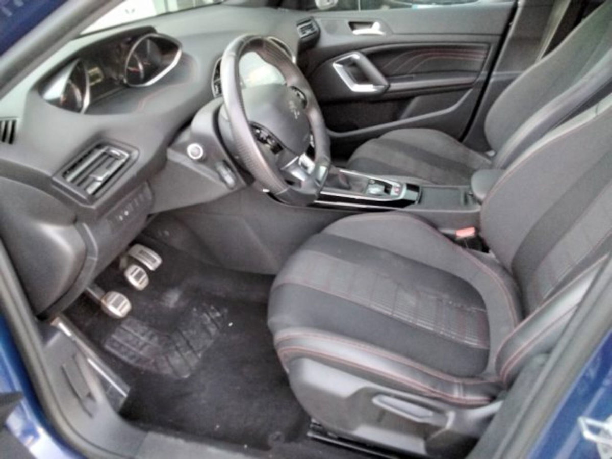 Peugeot 308 PureTech Turbo 130 S&S GT Line (16)