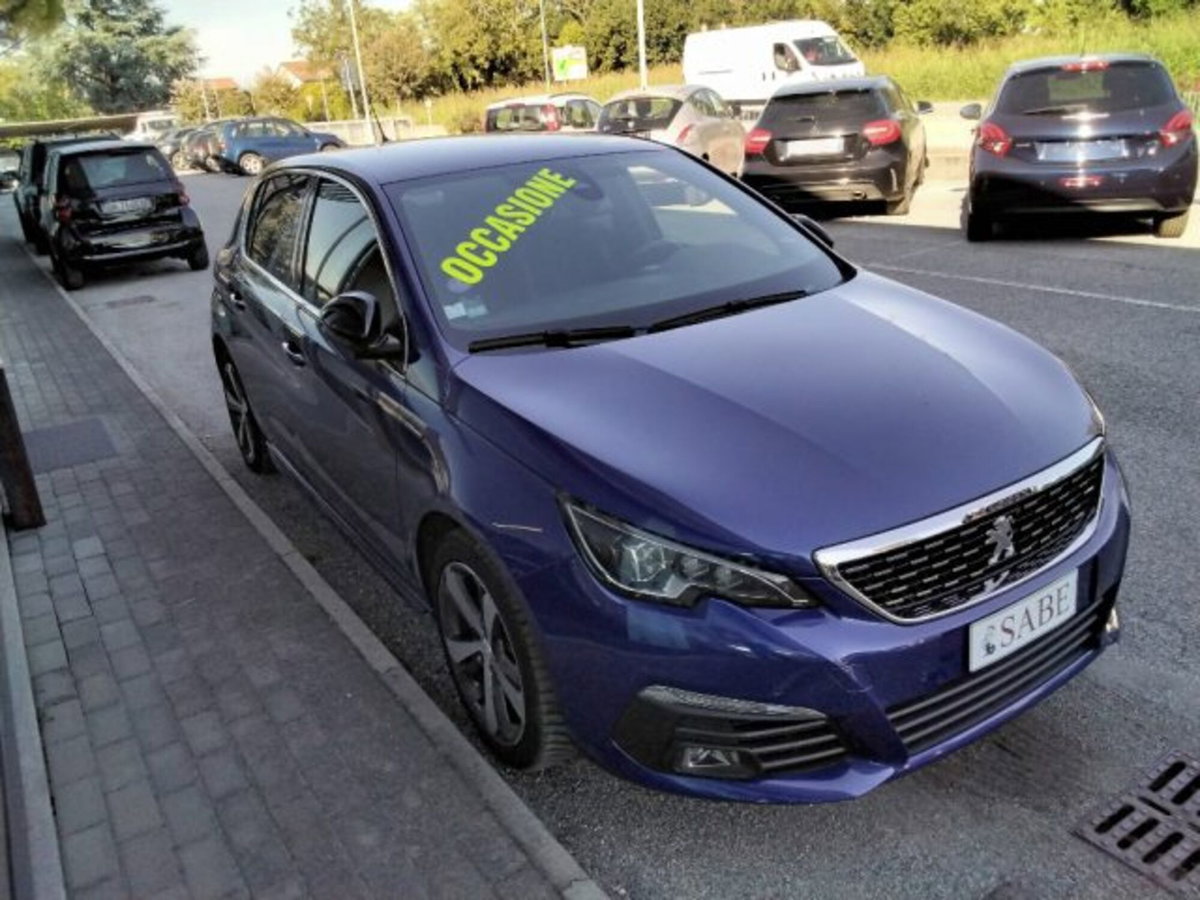 Peugeot 308 PureTech Turbo 130 S&S GT Line (7)