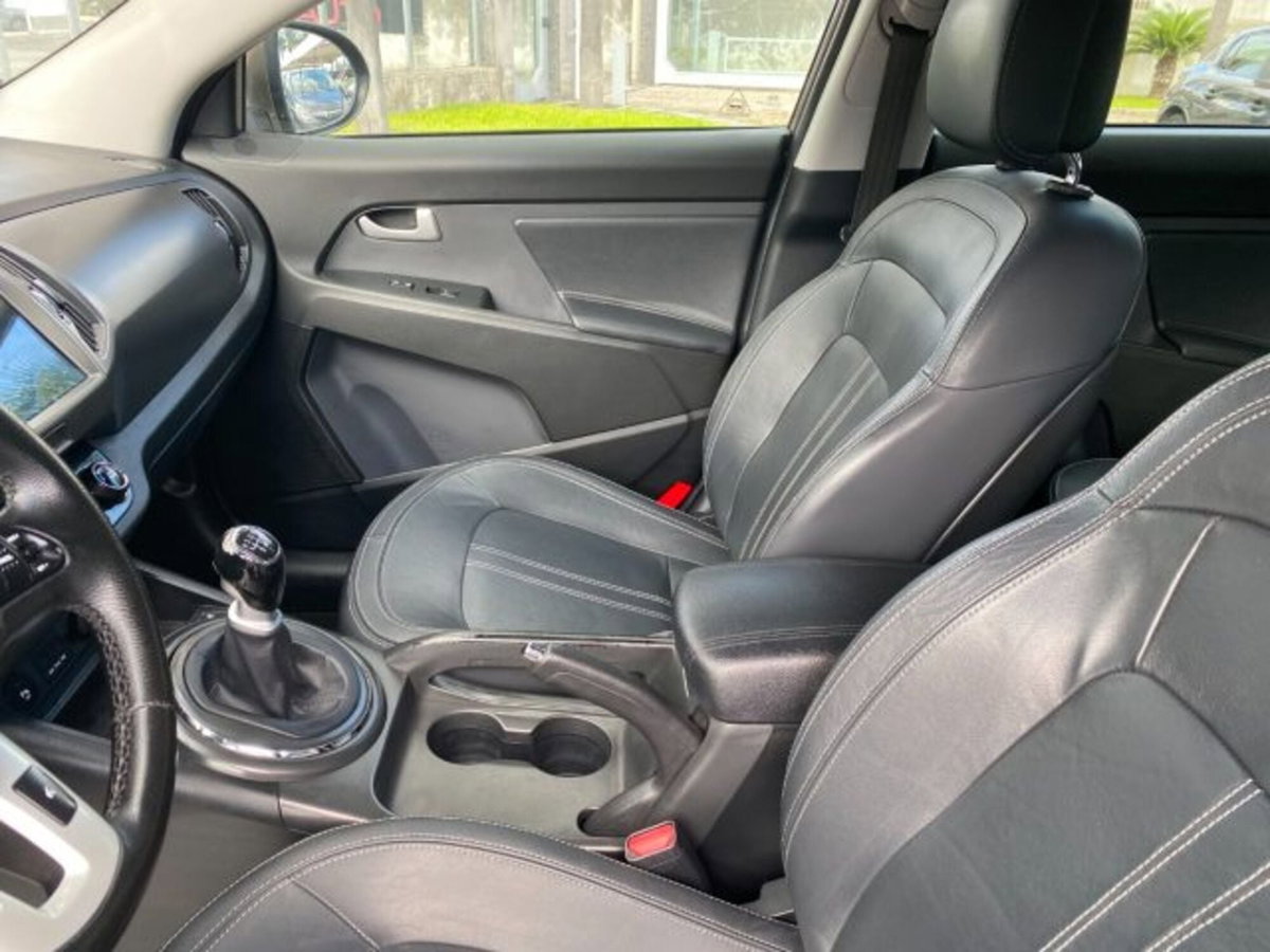 Kia Sportage 1.7 CRDI VGT 2WD Active (7)