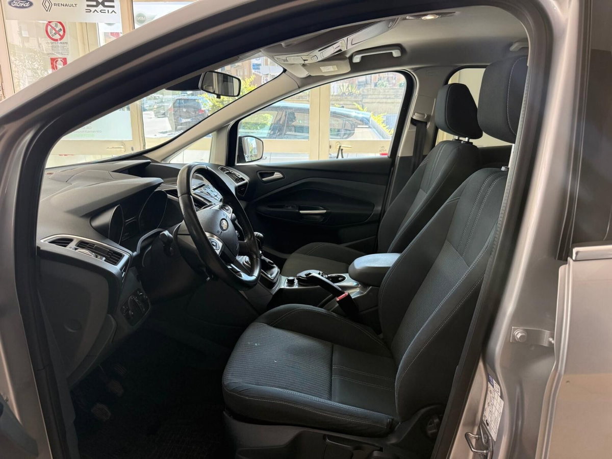 Ford C-Max 1.6 TDCi 115CV Titanium (4)