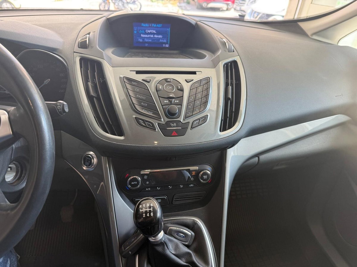 Ford C-Max 1.6 TDCi 115CV Titanium (6)