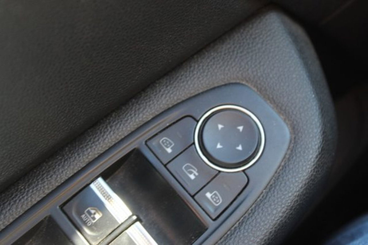 Renault Clio Full Hybrid E-Tech 140 CV 5 porte Business (13)
