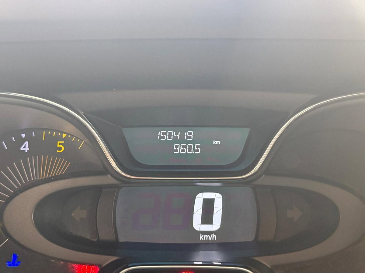 Renault Captur 1.5 dCi 8V 90 CV Start&Stop Energy R-Link (6)