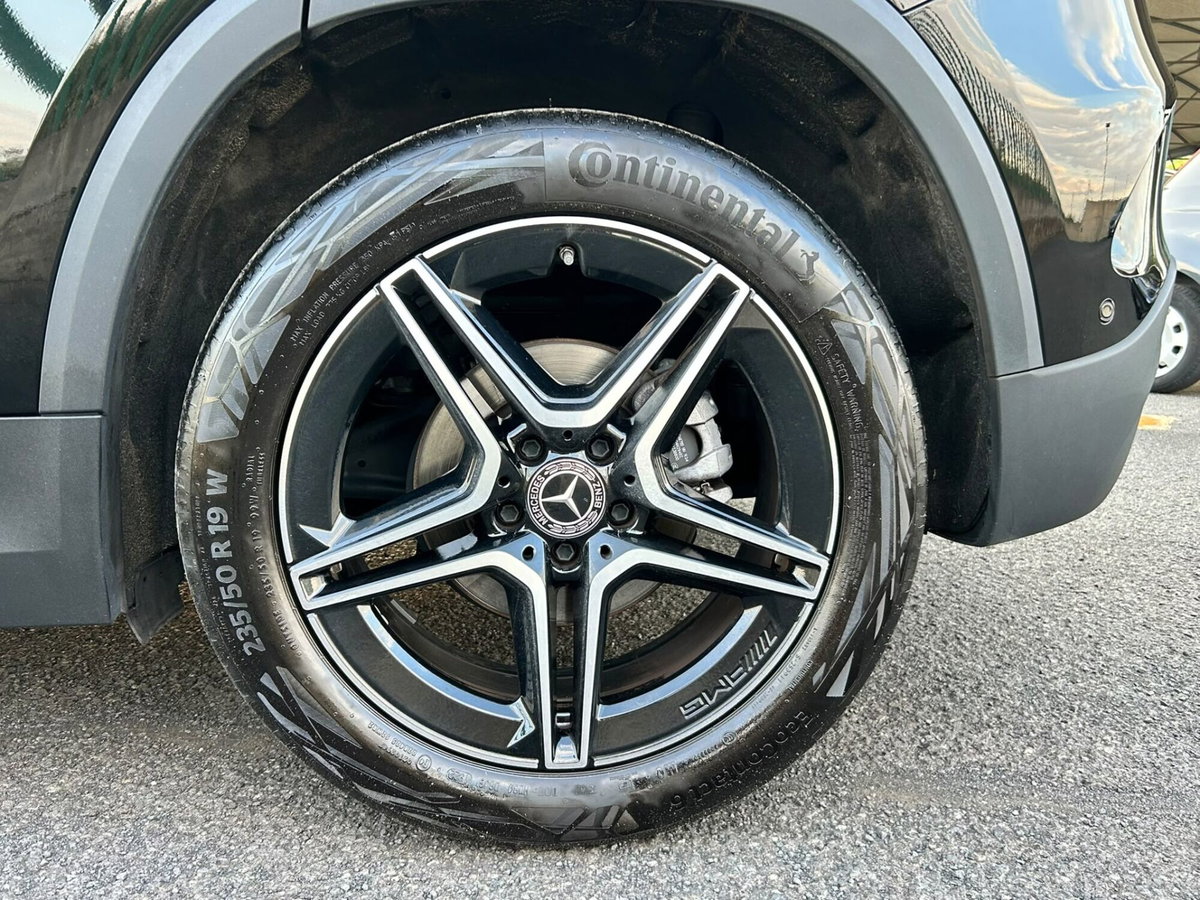 Mercedes-Benz GLA SUV 200 d AMG Line Premium Plus 4matic auto (19)