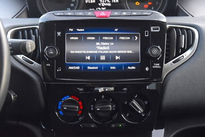Lancia Ypsilon 1.0 FireFly 5 porte S&S Hybrid Gold Plus (11)