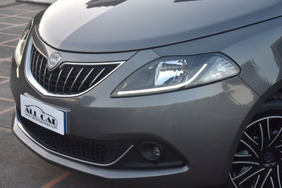 Lancia Ypsilon 1.0 FireFly 5 porte S&S Hybrid Gold Plus (19)