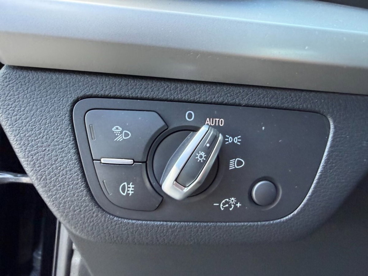 Audi Q5 35 TDI S tronic Business Advanced (14)