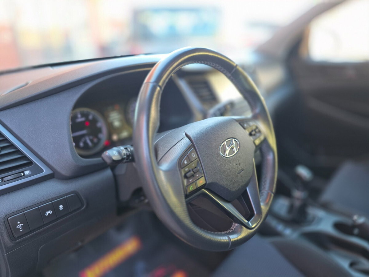 Hyundai Tucson 1.7 CRDi Sound Edition (11)